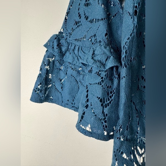 Women’s Part Two Grethe Lace Ruffle Sleeve Dark Teal Blouse Leaf Pattern Button - Picture 3 of 6